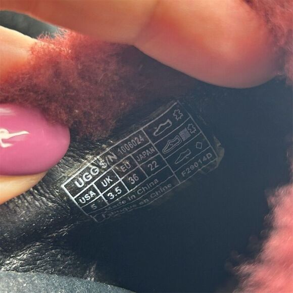 UGG Adele Women's Studded Suede Clog Heels Black with Red Fur Size 5 EU 36 - Picture 13 of 13